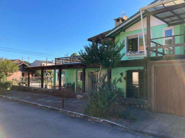 Casa com 5 quartos à venda na Moura, 17, Moura, Gramado por R$ 860.000