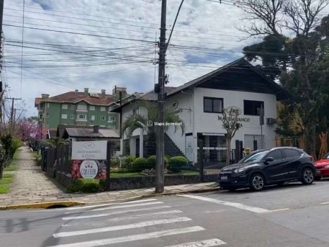 Casa à venda na G. Ernesto Dornelles, 1390, Centro, Canela por R$ 3.710.000