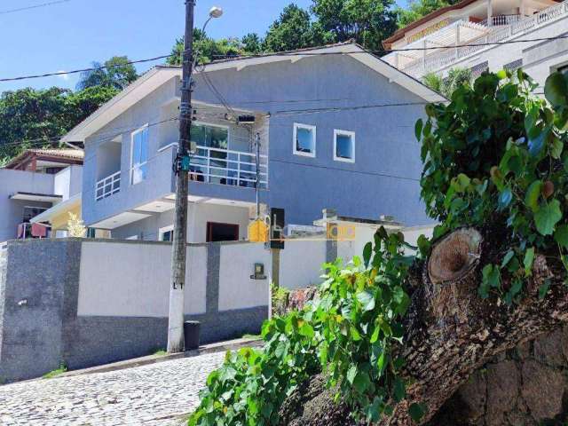 Casa Maravilhosa Cond. Aruã, 5 Quartos, 4 Closets, 3 Suítes, 5 Vagas, Charitas