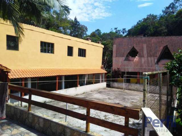 Chácara / sítio com 4 quartos à venda no Jardim dos Eucaliptos, Suzano  por R$ 710.000