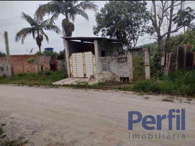 Chácara / sítio à venda no Jardim Silvestre, Suzano  por R$ 180.000