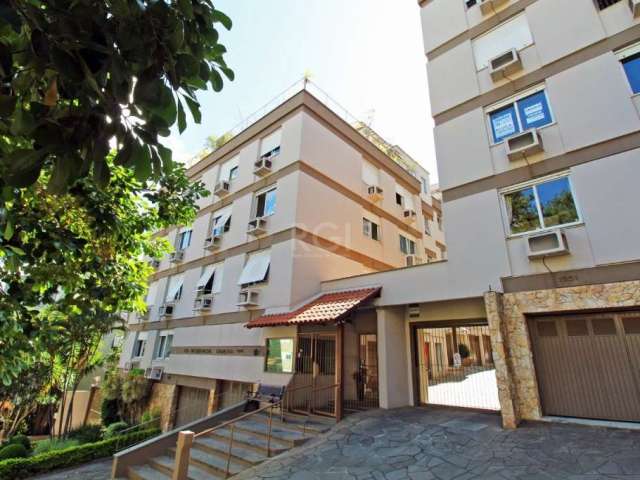 Apartamento de 3 quartos, suíte e 1 vaga de garagem no bairro Petrópolis em Porto Alegre.&lt;BR&gt;Este excelente apartamento, situado no sofisticado Empreendimento Baviera, oferece um ambiente de con