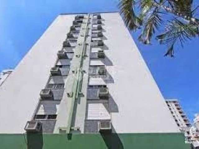 Excelente apartamento na Anita Garibaldi, com 95,46² úteis.&lt;BR&gt;Possui 3 dormitórios, sendo 1 suíte, dependência de empregada, de frente, bem iluminado e ventilado. Com 2 vagas de garagem uma cob