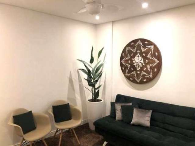 Excelente apartamento de 73m² com 3 dormitórios no Centro Histórico. Atualmente está transformado em 2 apartamentos individuais, sendo um studio com dormitório, cozinha completa e banheiro e outro apa