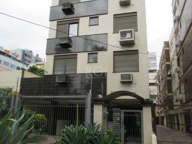 ----------------------DESCRIÇÃO GERAL ---------------------- Vende em Porto Alegre no Bairro Petrópolis, cobertura DESOCUPADA, totalmente reformada com dois dormitórios, 2 banheiros sendo uma  suíte, 