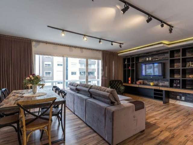 Apartamento | Totalmente mobiliado | Bairro Menino Deus  | Condomínio com infra completa | Vista para o Guaíba&lt;BR&gt;&lt;BR&gt;Apartamento no Bairro Menino Deus no Grand Park Eucaliptos. &lt;BR&gt;