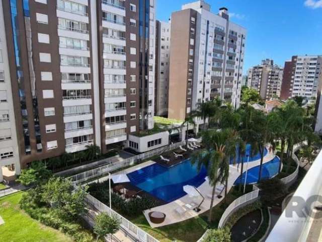 Apartamento Grand Park Eucaliptos com 4 dormitórios sendo 4 suítes, living para 3 ambientes com lareira e churrasqueira, lavabo, dependência de empregada transformada em escritório,3 vagas de garagem.