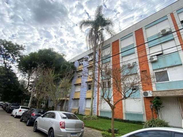 Apartamento à venda no Menino Deus&lt;BR&gt;Apartamento com 3 quartos (sendo 1 suíte), 3 banheiros, 1 vaga de garagem. O imóvel possui 83,65m² de área privativa, 103,09m² de área total. O condomínio o