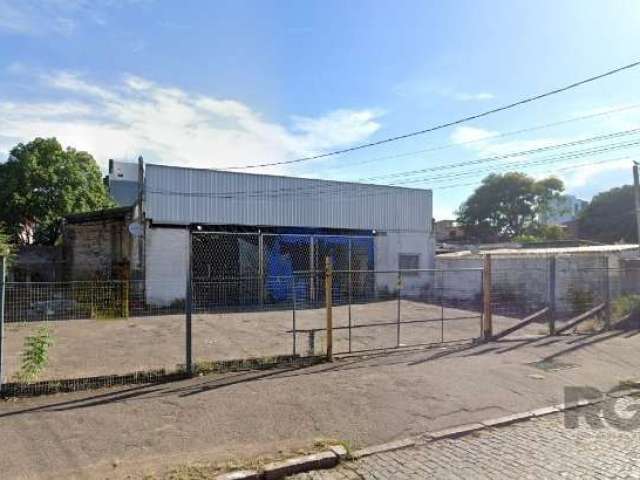 Depósito Comercial para Alugar no Bairro Menino Deus, Porto Alegre&lt;BR&gt;&lt;BR&gt;Disponível para locação, este depósito comercial no bairro Menino Deus oferece uma área privativa de 1.660m². O es