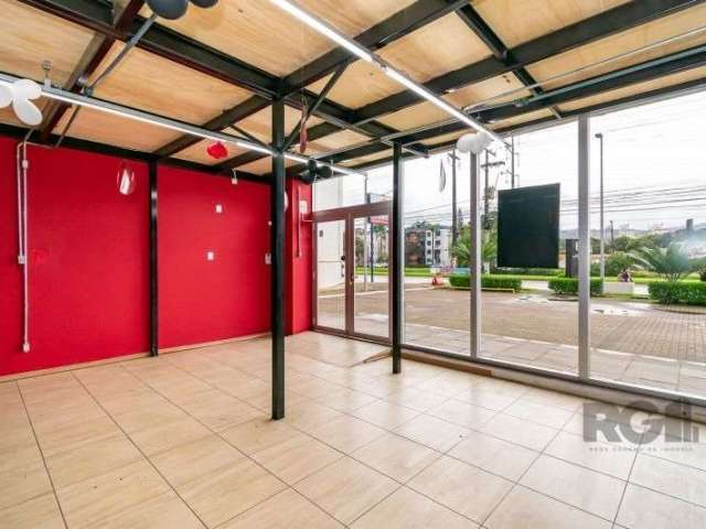 Excelente loja de 360m², com piso cerâmico na entrada e o restante com concreto polido, além de 2 banheiros. Junto ao Rossi Business Park, na Av. Ipiranga, com estacionamento frontal para clientes, vi