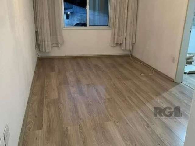 Apartamento disponível para locação no bairro Jardim Carvalho. O imóvel possui 42,16m² de área privativa, com 1 quarto e banheiro social. As aberturas são em alumínio, e o living é espaçoso, permitind