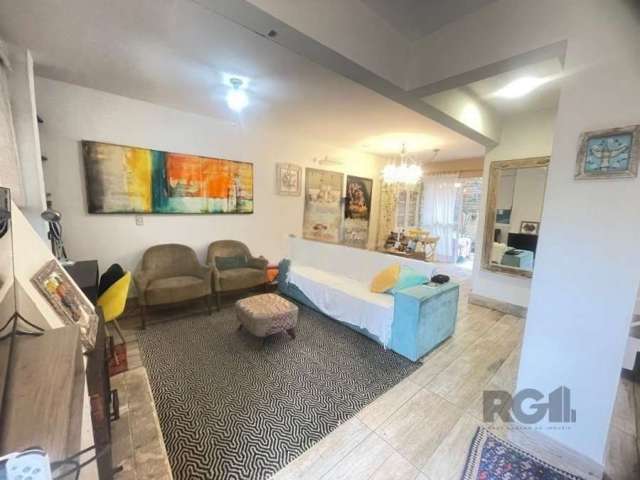 Casa 3 dormitórios no condominio encosta do sol prime   , uma suite  ,  living amplo com lareira  ,  cozinha montada sob medida em conceito aberto ,  area serviço separada , terraço privativo  , condo