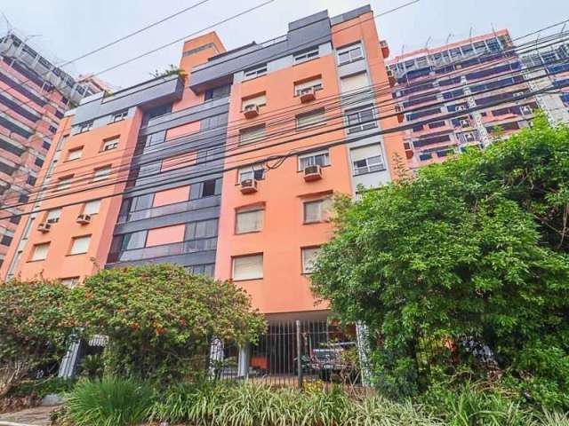 Apartamento de 99,34 m² de área privativa, com 3 dormitórios sendo 1 com suíte , living amplo com sacada e churrasqueira, banheiro social com armário, cozinha com armários, área de serviço e banheiro 