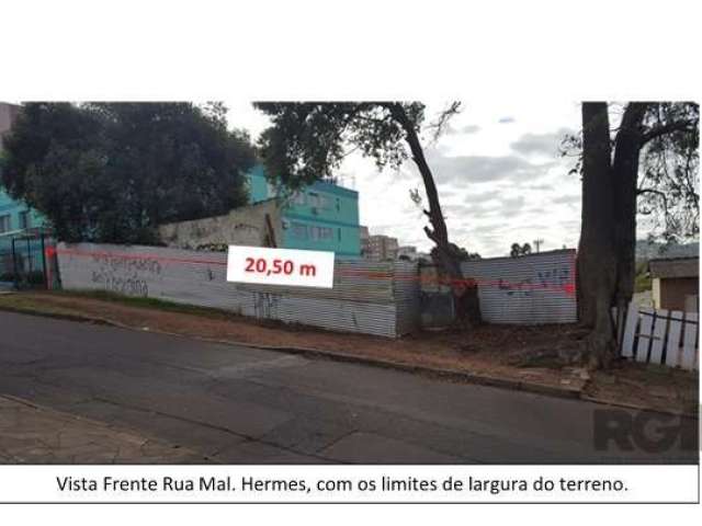 Terreno Amplo e Pronto para Construir no Bairro Camaquã - Porto Alegre/RS Excelente oportunidade na Rua Marechal Hermes, 522! Este terreno de 902 m², com dimensões de 20,5m x 44m, oferece uma localiza