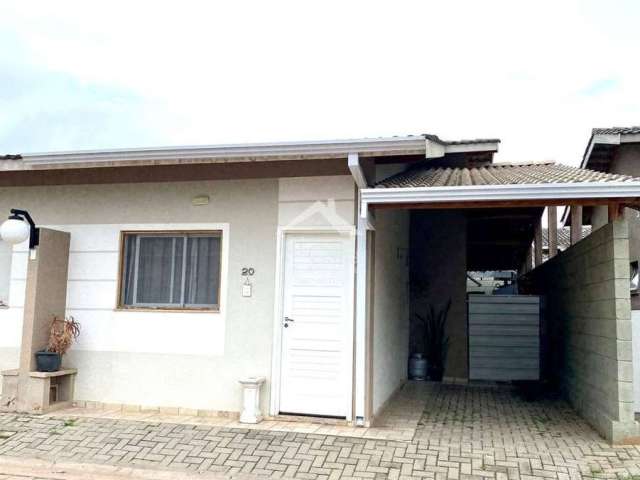 CASA EM CONDOMÍNIO para venda ou locação com 2 dormitórios (1 suíte) + banheiro social, cozinha americana e 2 vagas de garagem