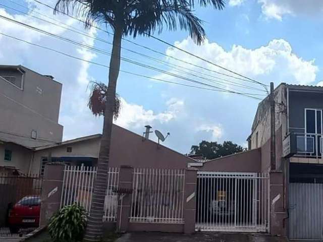 Casa para Venda em Curitiba, Fazendinha, 3 dormitórios, 1 suíte, 2 banheiros, 2 vagas