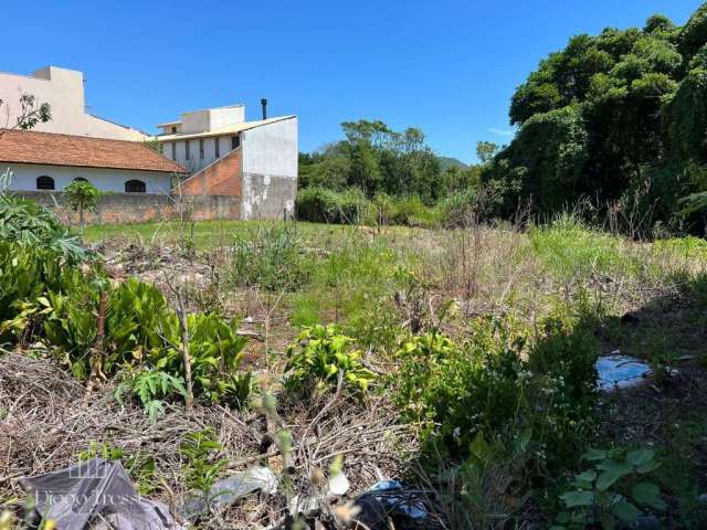 Terreno à venda no bairro Ingleses do Rio Vermelho - Florianópolis/SC