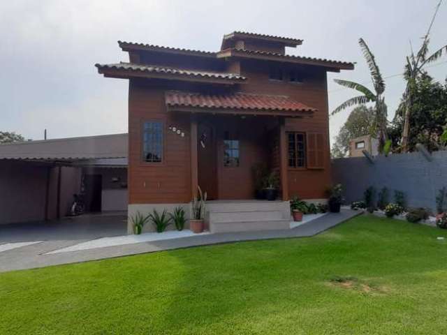 Casa à venda no bairro Vargem do Bom Jesus - Florianópolis/SC