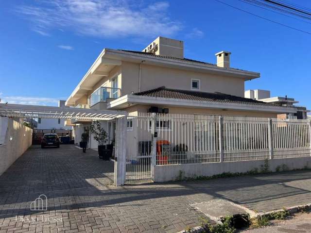 Casa à venda no bairro Ingleses Centro - Florianópolis/SC