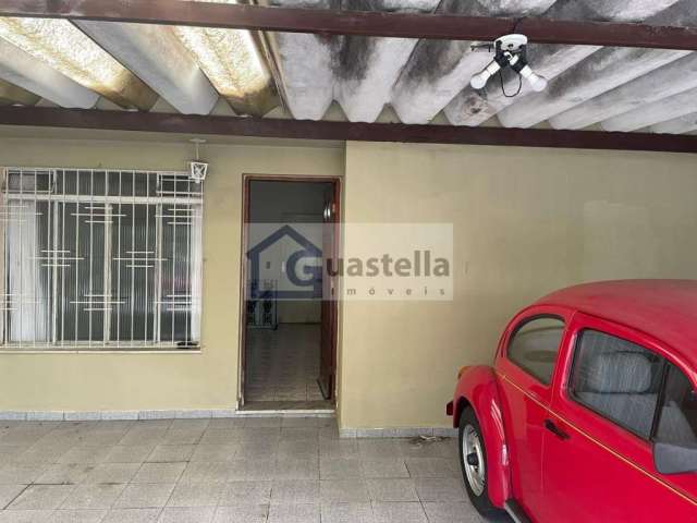 Casa à venda em Bairro dos Casa - São Bernardo do Campo com 142m² de área útil e 3 dormitórios por R$ 590.000