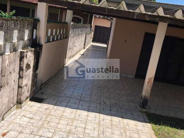 Casa Térrea em Jardim Indaiá, Bertioga - 3 Dorms por R$ 490k