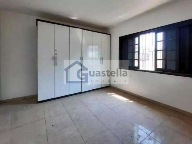 Casa Sobrado à Venda em Vila Gonçalves - 4 Dormitórios