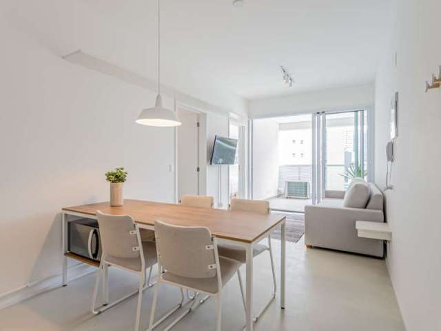 Apartamento com 2 Quartos para alugar, 67m² - Vila Madalena
