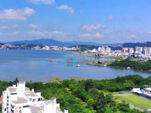 Apartamento à Venda no bairro Abraão, Florianópolis !!