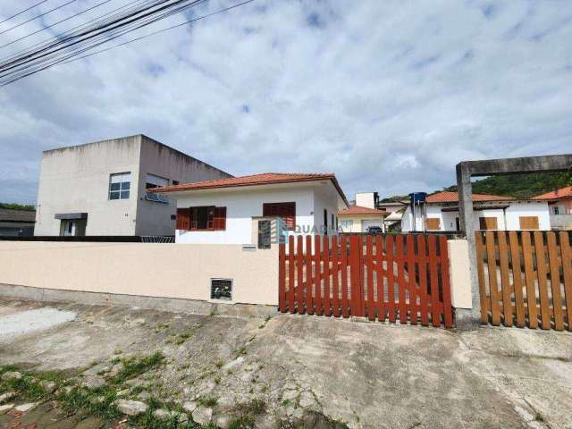 Casa com 2 dormitórios para alugar, 75 m² por R$ 3.545,61/mês - Cacupé - Florianópolis/SC