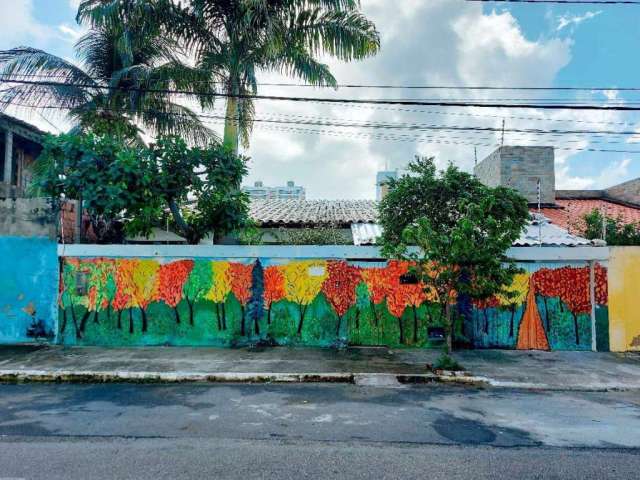 Casa em Excelente Localização da Atalaia