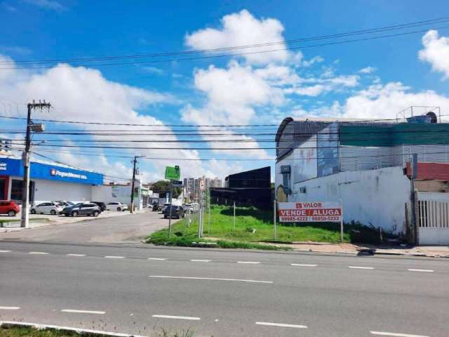 Terreno de esquina no Jardins