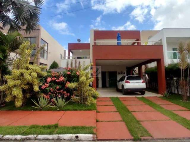 Excelente Casa Duplex, em condomínio fechado, no bairro Aruana.