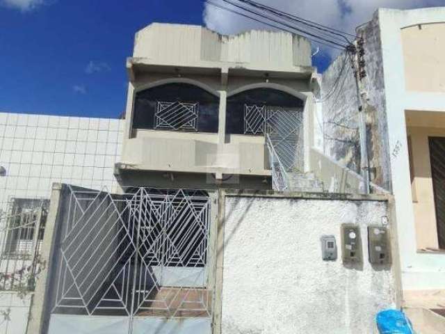 Casa para aluguel no pavimento superior, com 3 quartos, 3 suítes, Cirurgia - Aracaju/SE