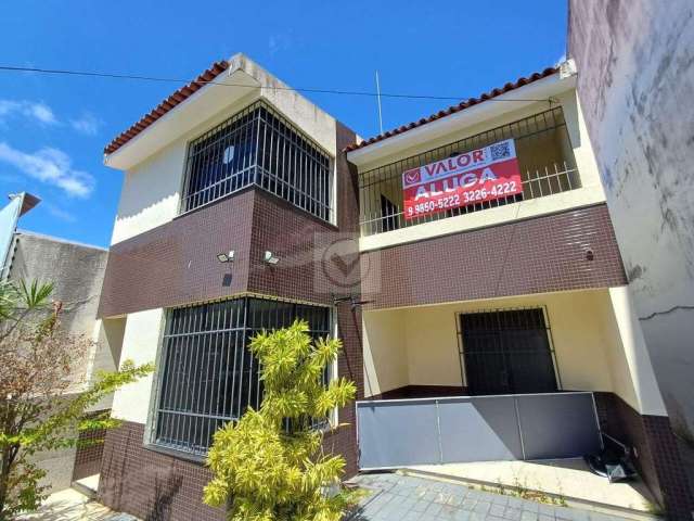 Casa Comercial para locação na Av. Hermes Fontes Aracaju-Se