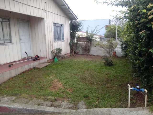 Terreno à venda na Rua José Serrato, 125, Santa Cândida, Curitiba por R$ 450.000