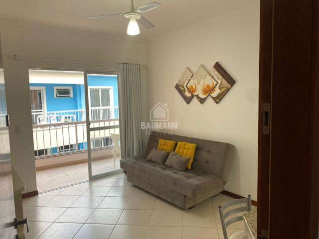 Apartamento na Praia de Bombas, aproximadamente 230 m do mar.