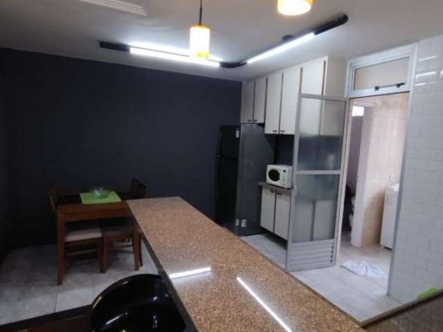 Apto com 2 dorms, 100 mts, 1 vaga de garagem!