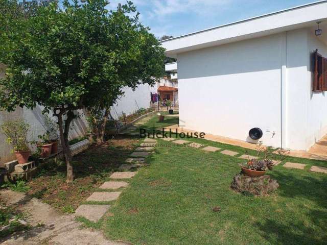 Casa com 3 dormitórios à venda, 184 m² por R$ 880.000,00 - Estação - São Roque/SP