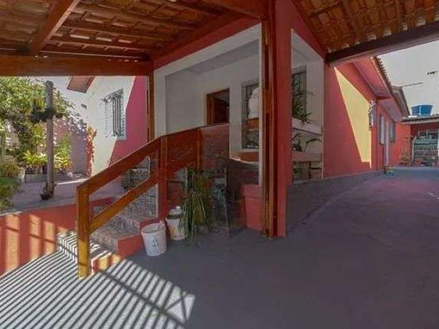 Casa com 2 dormitórios à venda, 151 m² por R$ 550.000,00 - Parque Erasmo Assunção - Santo André/SP