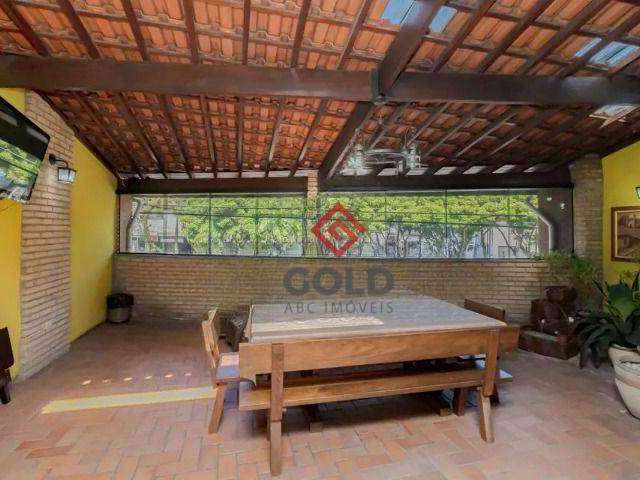 Casa com 3 dormitórios à venda, 268 m² por R$ 890.000,00 - Parque Capuava - Santo André/SP