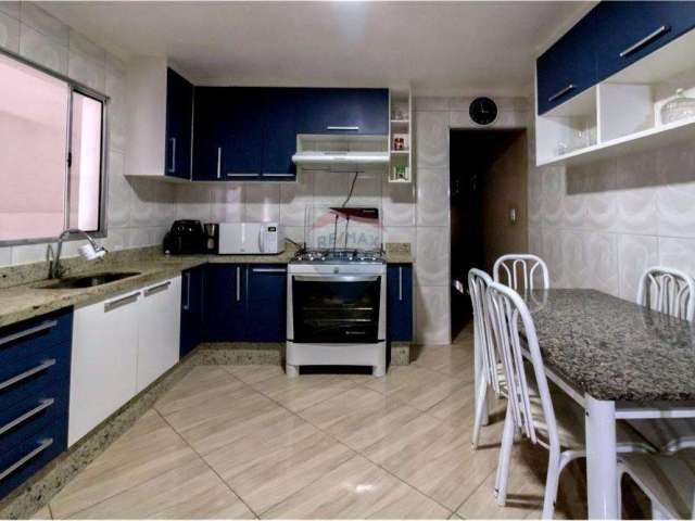 Casa Térrea de 188 m² com 2 dormitórios  - Parque Jurema / Guarulhos - SP