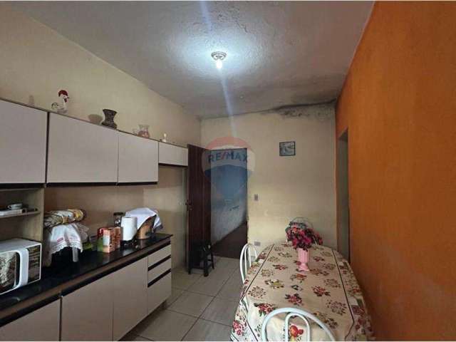 Casa terrea sem acabamento com 02 dormitoros e 03 vagas -jardim rosa de franca - guarulhos