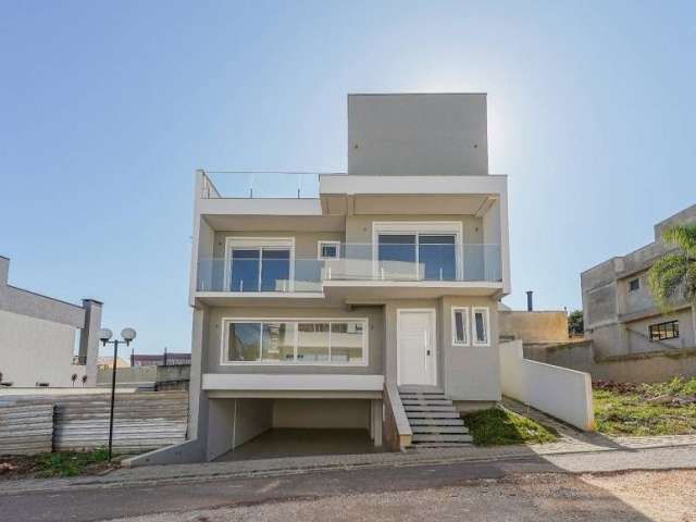 BELISSÍMA CASA COM 354m² 3 SUÍTES E 4 VAGAS