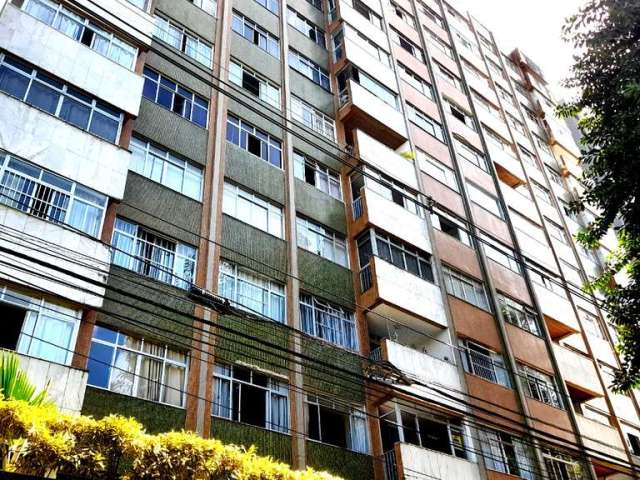 4 QUARTOS 160M2 1 SUÍTE R$ 800.000,00 À VENDA NA GRAÇA Salvador Ba