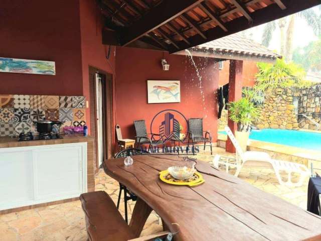 Casa com 3 dormitórios à venda, 375 m² por R$ 749.000,00 - Praia de Pernambuco - Guarujá/SP