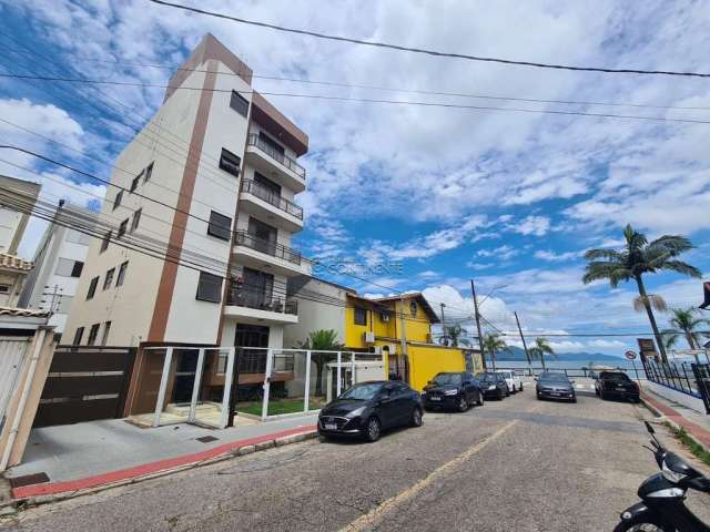 Apartamento 03 dormitórios em itaguaçu