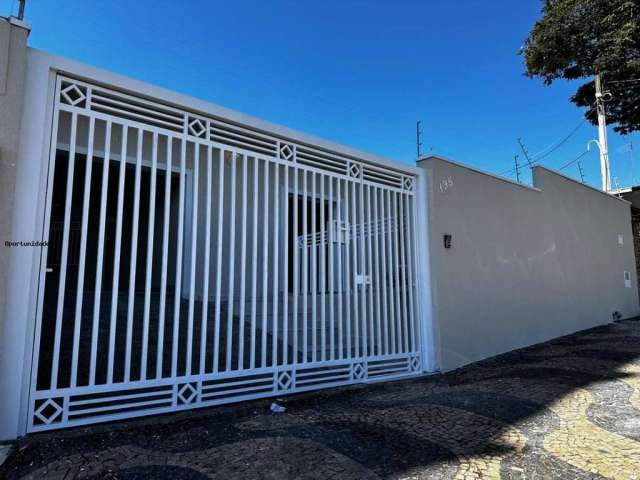 Casa para Venda em Campinas, Vila Joaquim Inácio, 3 dormitórios, 1 suíte, 2 banheiros, 2 vagas