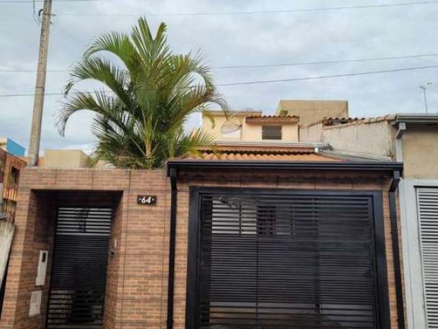 Casa para Venda em Tatuí, Jardim Residencial Santa Cruz, 2 dormitórios, 1 suíte, 2 banheiros, 1 vaga