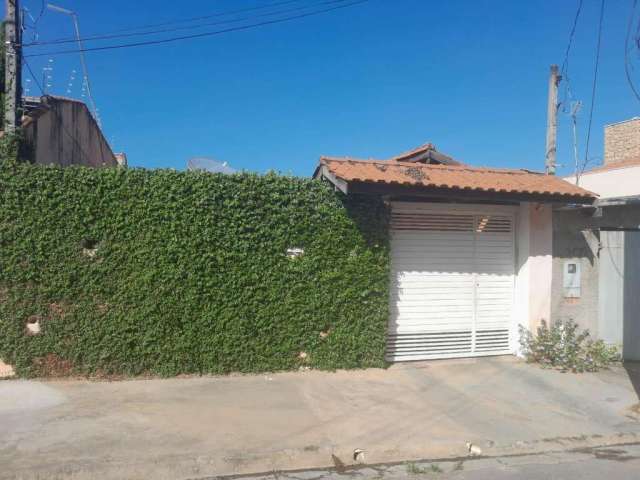 Casa para Venda em Itu, Parque São Camilo, 2 dormitórios, 1 banheiro, 2 vagas