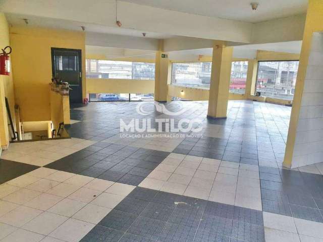 Loja comercial galpão com mezanino 550m² para locação em Santos